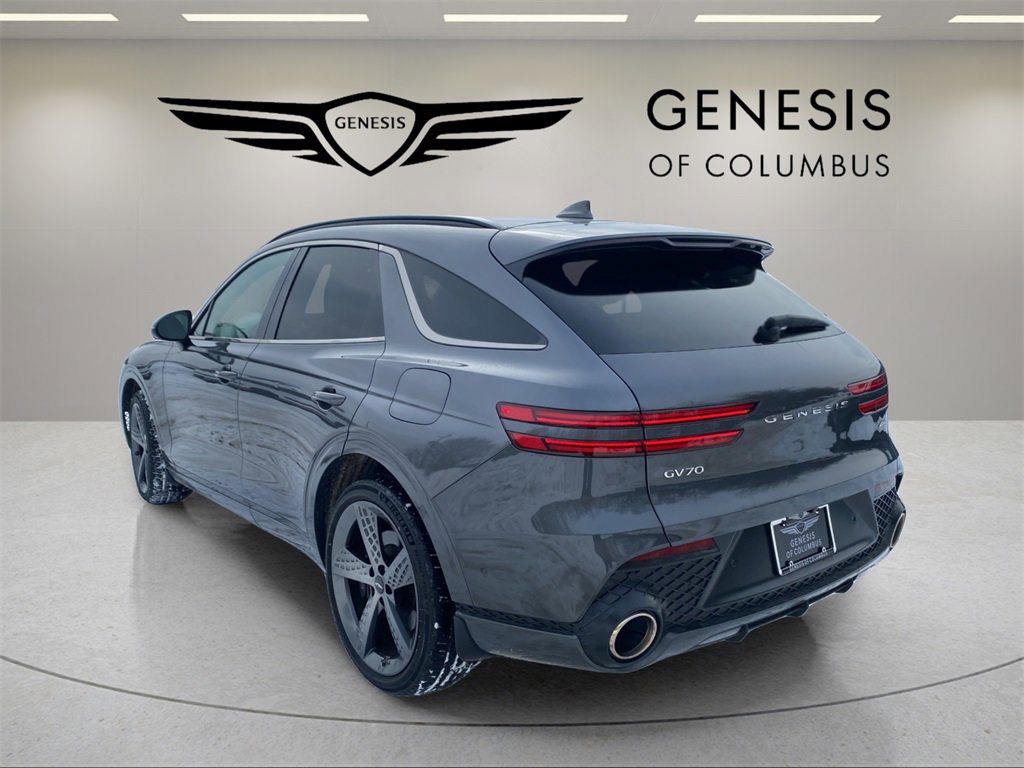 Used 2023 Genesis GV70 2.5T w/ Sport Prestige Package image 3