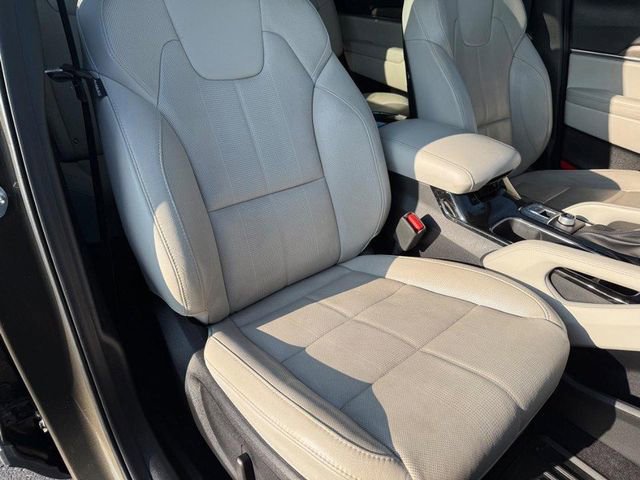 Used 2020 Kia Telluride EX image 18