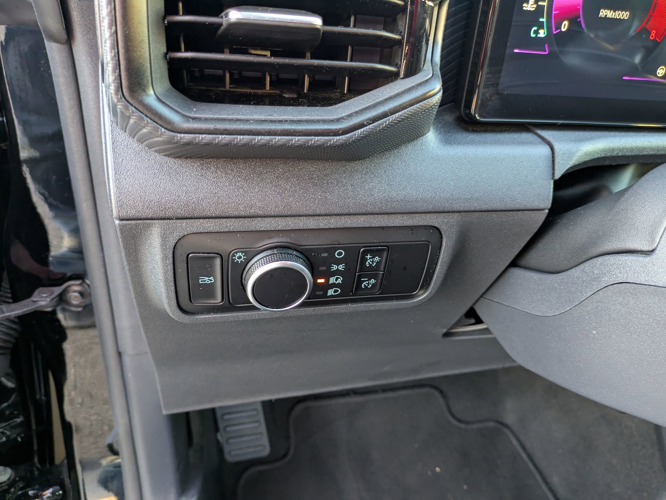 Certified 2024 Ford Mustang Coupe image 17