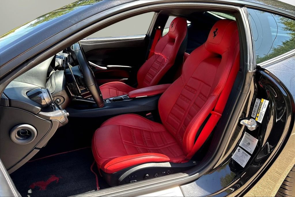 Used 2014 Ferrari F12 Berlinetta RWD image 18