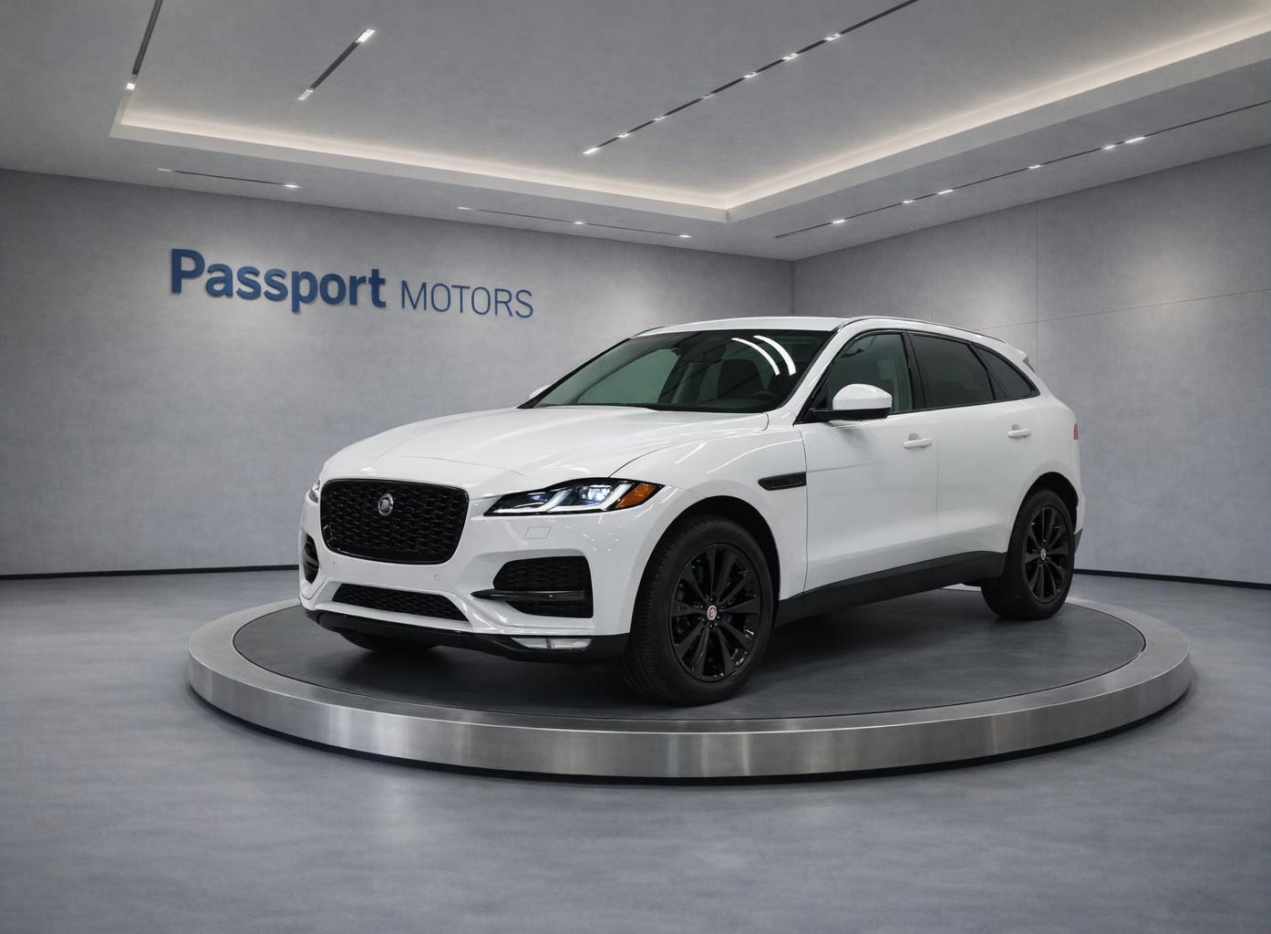 Used 2023 Jaguar F-PACE S AWD/4WD image 2