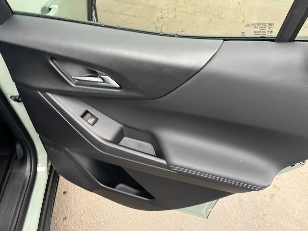 New 2026 Chevrolet Equinox LT image 26