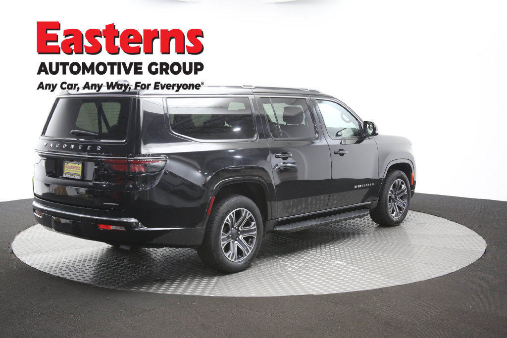Used 2024 Jeep Wagoneer L Series II RWD image 50