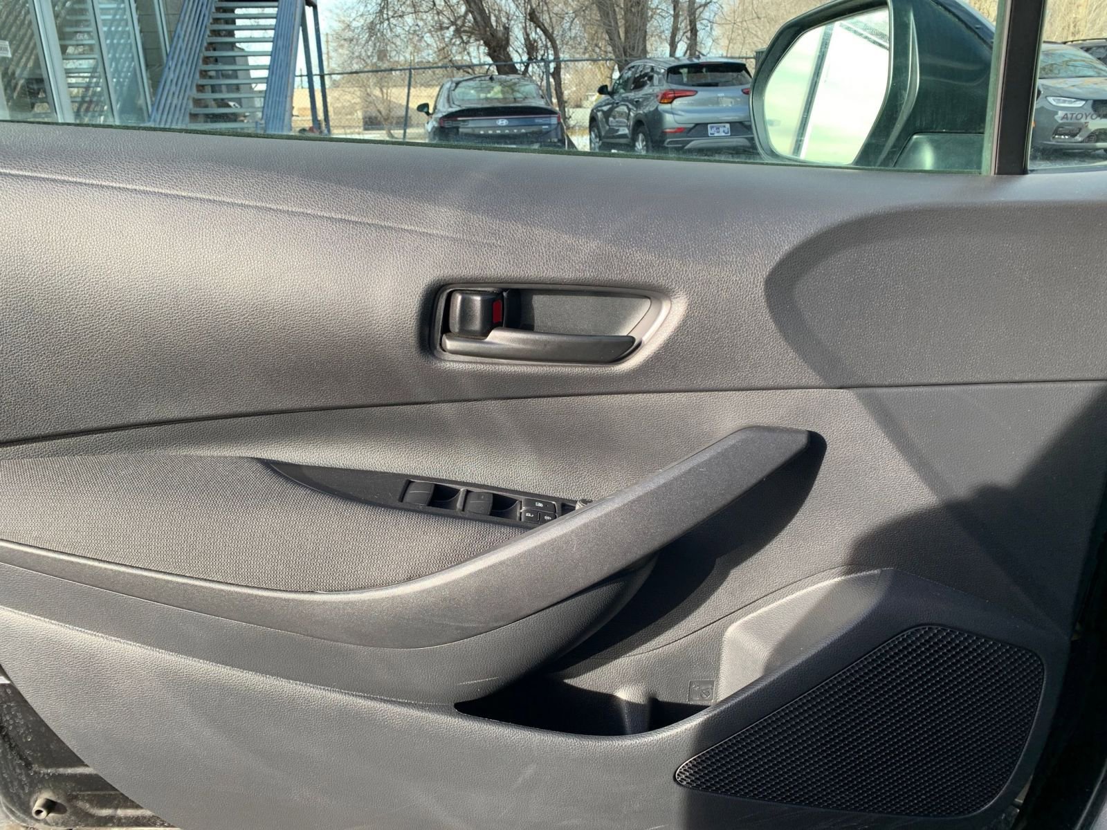 Used 2025 Toyota Corolla LE image 18