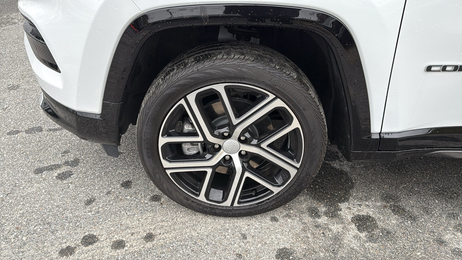 Certified 2024 Jeep Compass Limited w/ Elite Group image 11