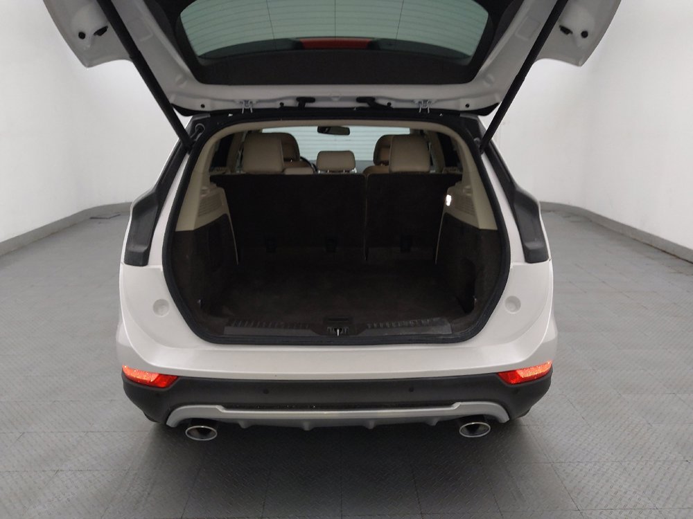 Used 2019 Lincoln MKC Select w/ Select Plus Package FWD image 29