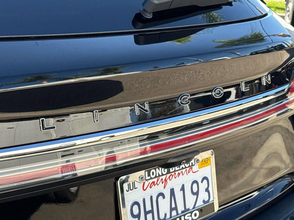 Used 2022 Lincoln Nautilus Black Label w/ Class II Trailer Tow Package image 8