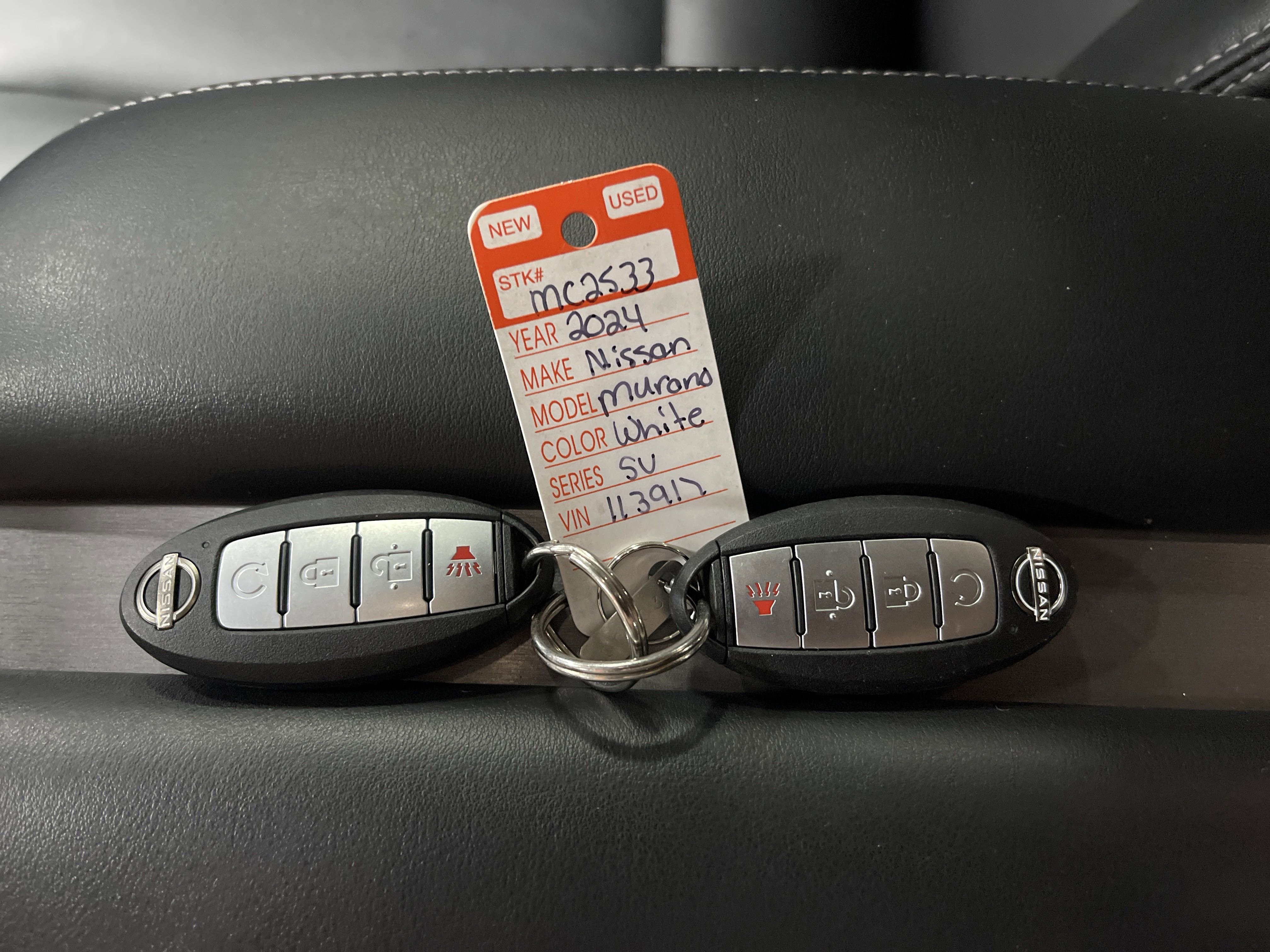 Used 2024 Nissan Murano SV w/ SV Midnight Edition Package image 26