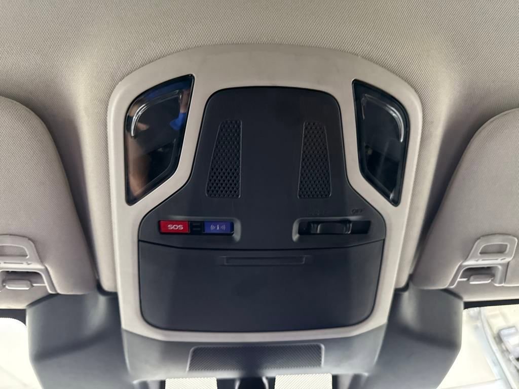 Used 2024 Subaru Outback Premium image 21