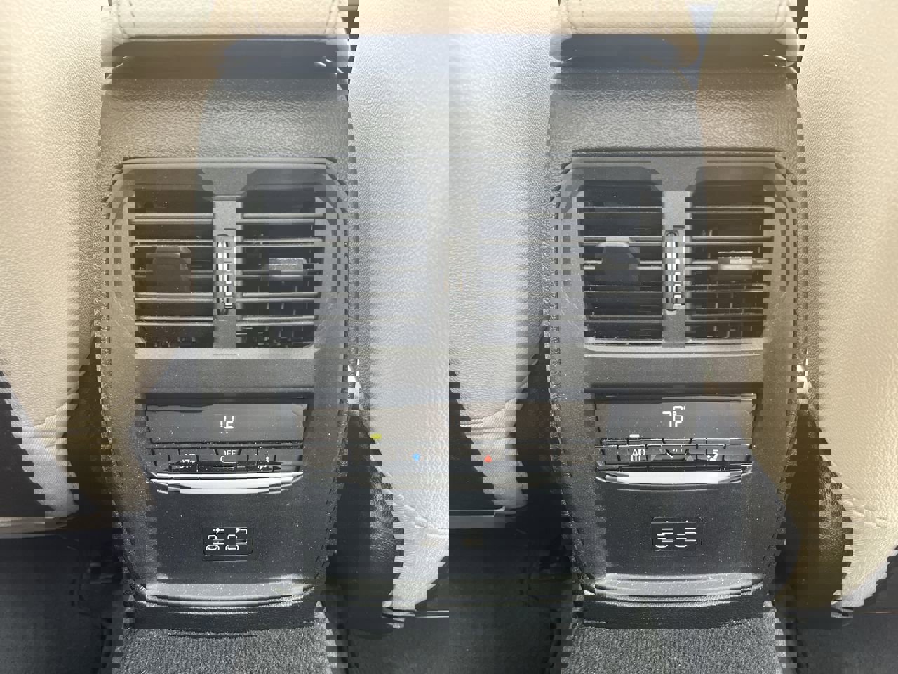 Used 2021 BMW 330i Sedan w/ Premium Package image 30