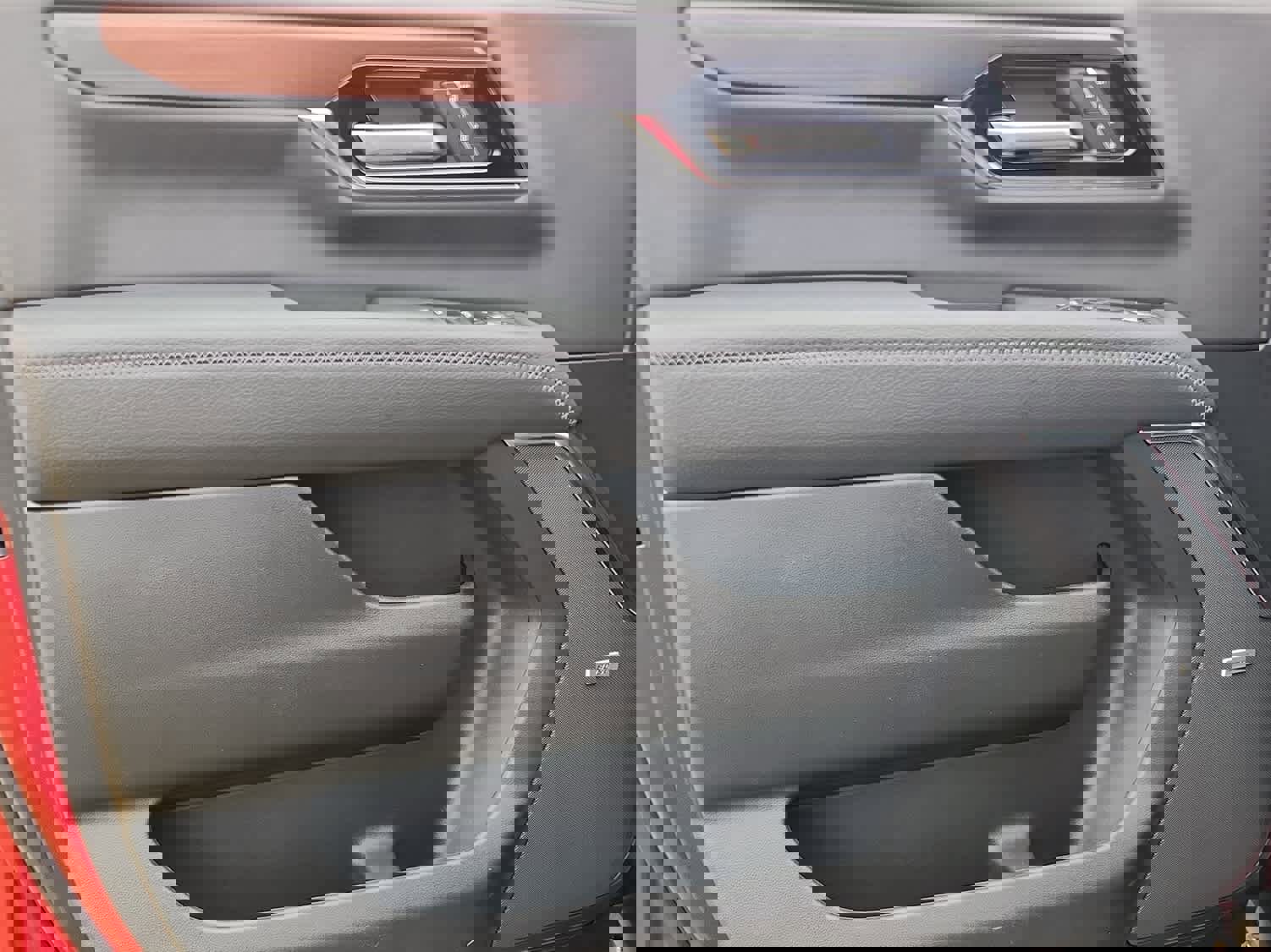 New 2026 GMC Yukon Denali w/ LPO, Floor Liner Package image 11