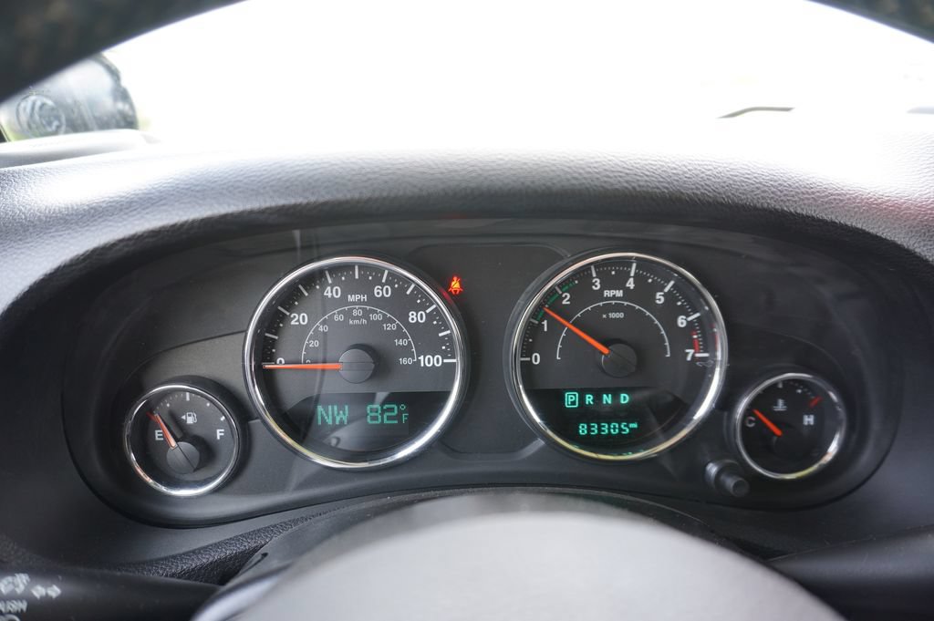 Used 2015 Jeep Wrangler Unlimited Sport AWD/4WD image 15