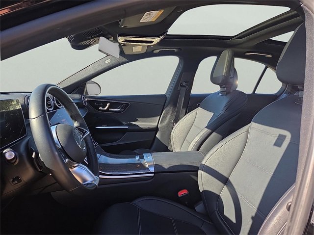 Used 2024 Mercedes-Benz C 300 Sedan image 13