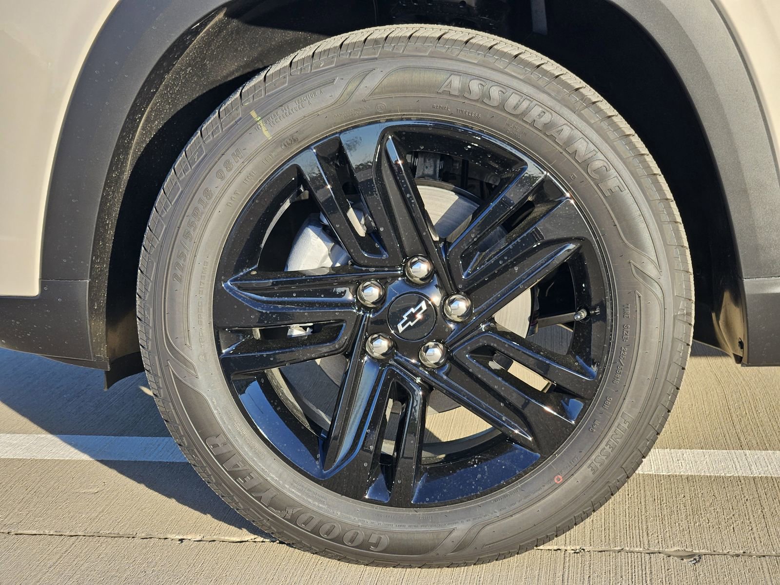 New 2026 Chevrolet Trax ACTIV w/ Sunroof Package image 13
