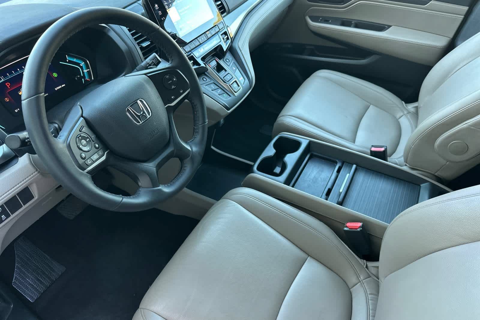 Used 2023 Honda Odyssey EX-L image 12
