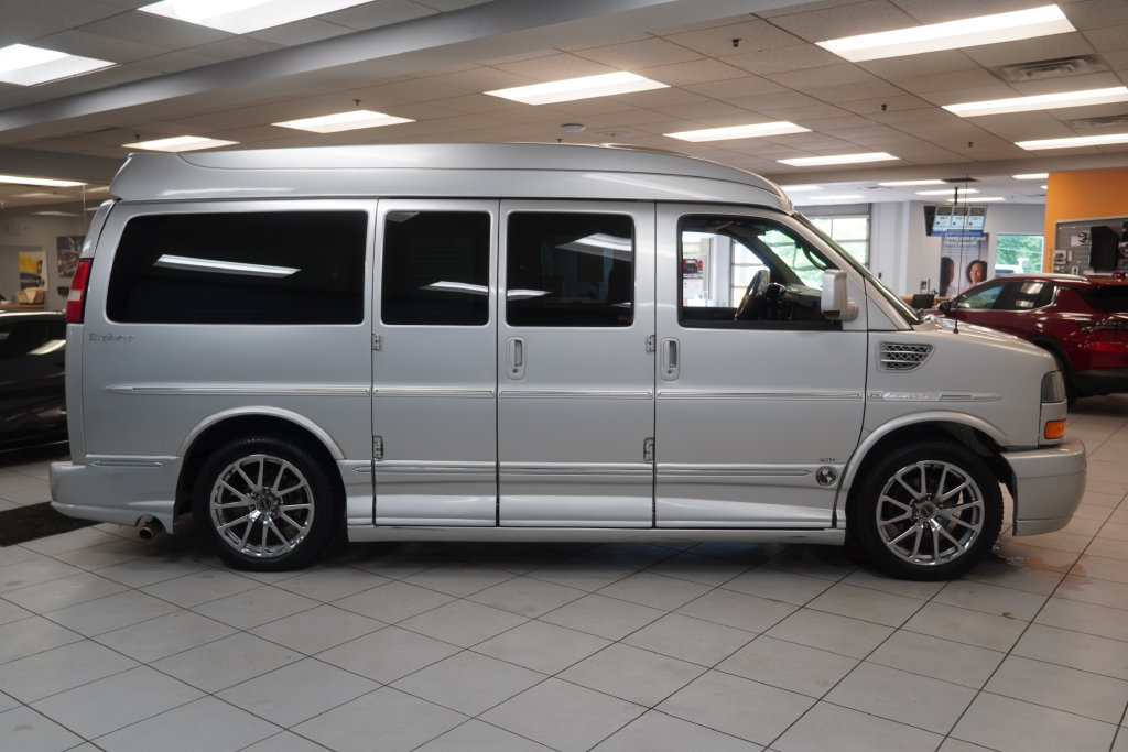 Used 2013 GMC Savana 1500 AWD image 15