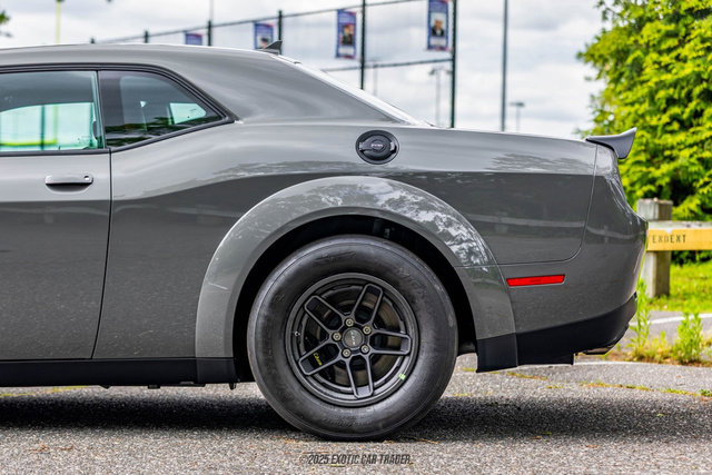 Used 2023 Dodge Challenger SRT Hellcat Redeye image 5
