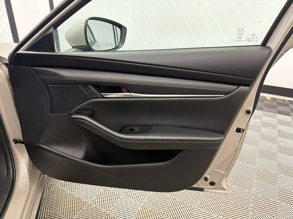 Used 2024 MAZDA MAZDA3 s FWD image 14