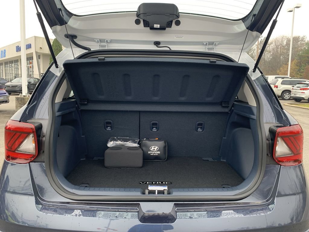New 2025 Hyundai Venue Limited image 20