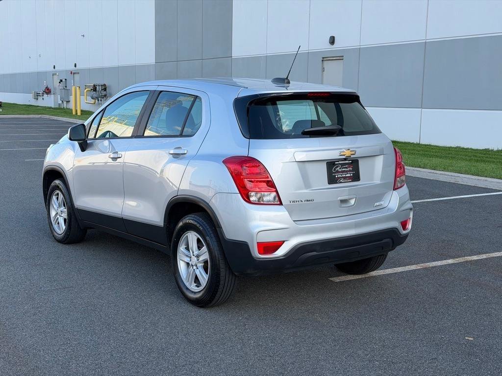 Used 2020 Chevrolet Trax LS AWD/4WD image 8