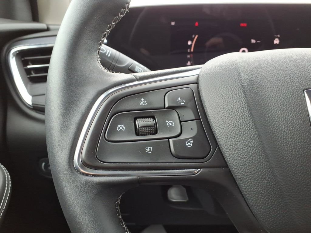 Used 2025 Buick Encore GX Avenir w/ Avenir Convenience Package image 14