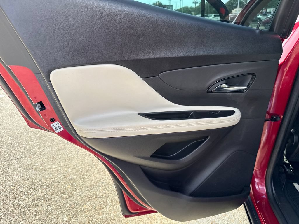 Used 2020 Buick Encore Preferred FWD image 25