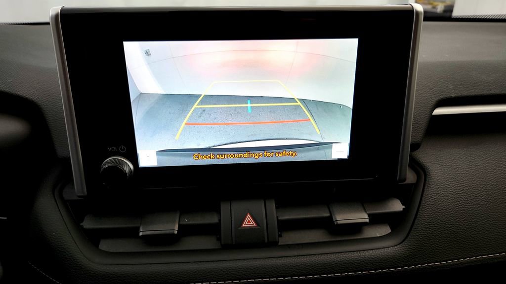 Certified 2025 Toyota RAV4 XLE AWD/4WD image 31