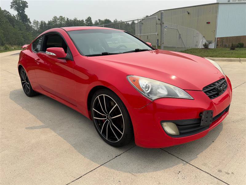 Used 2011 Hyundai Genesis 3.8 RWD image 8