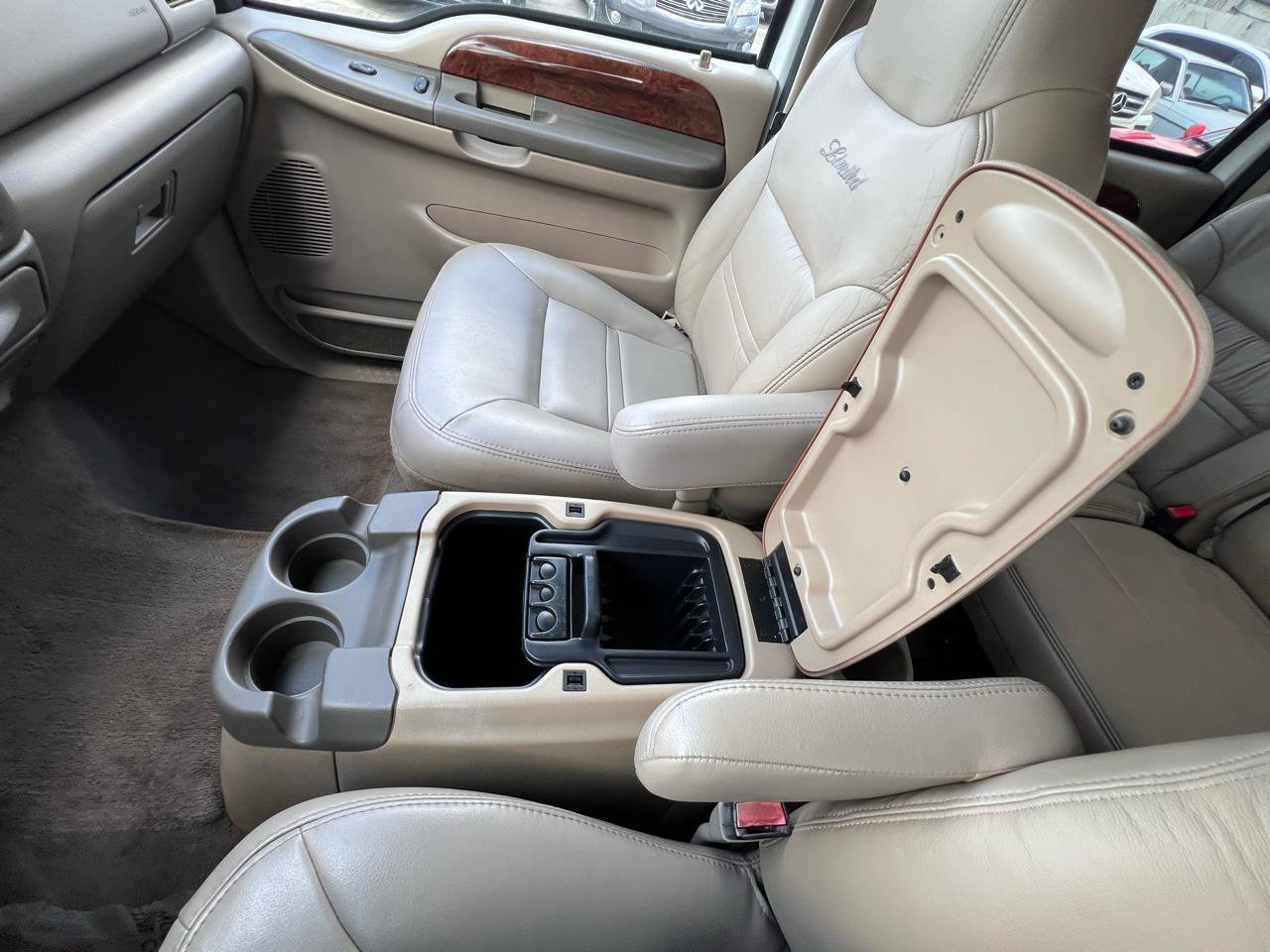 Used 2001 Ford Excursion Limited RWD image 52