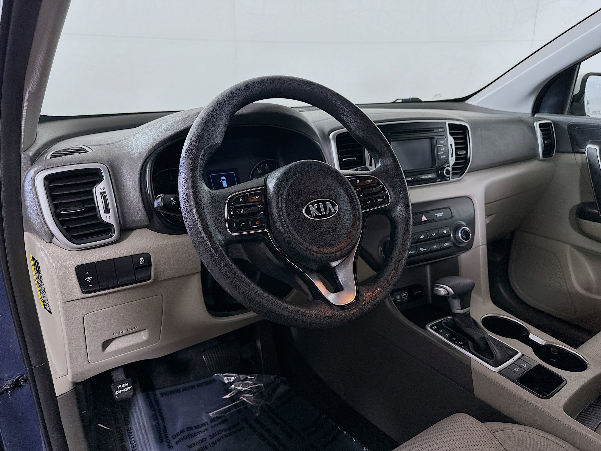 Used 2018 Kia Sportage LX image 9