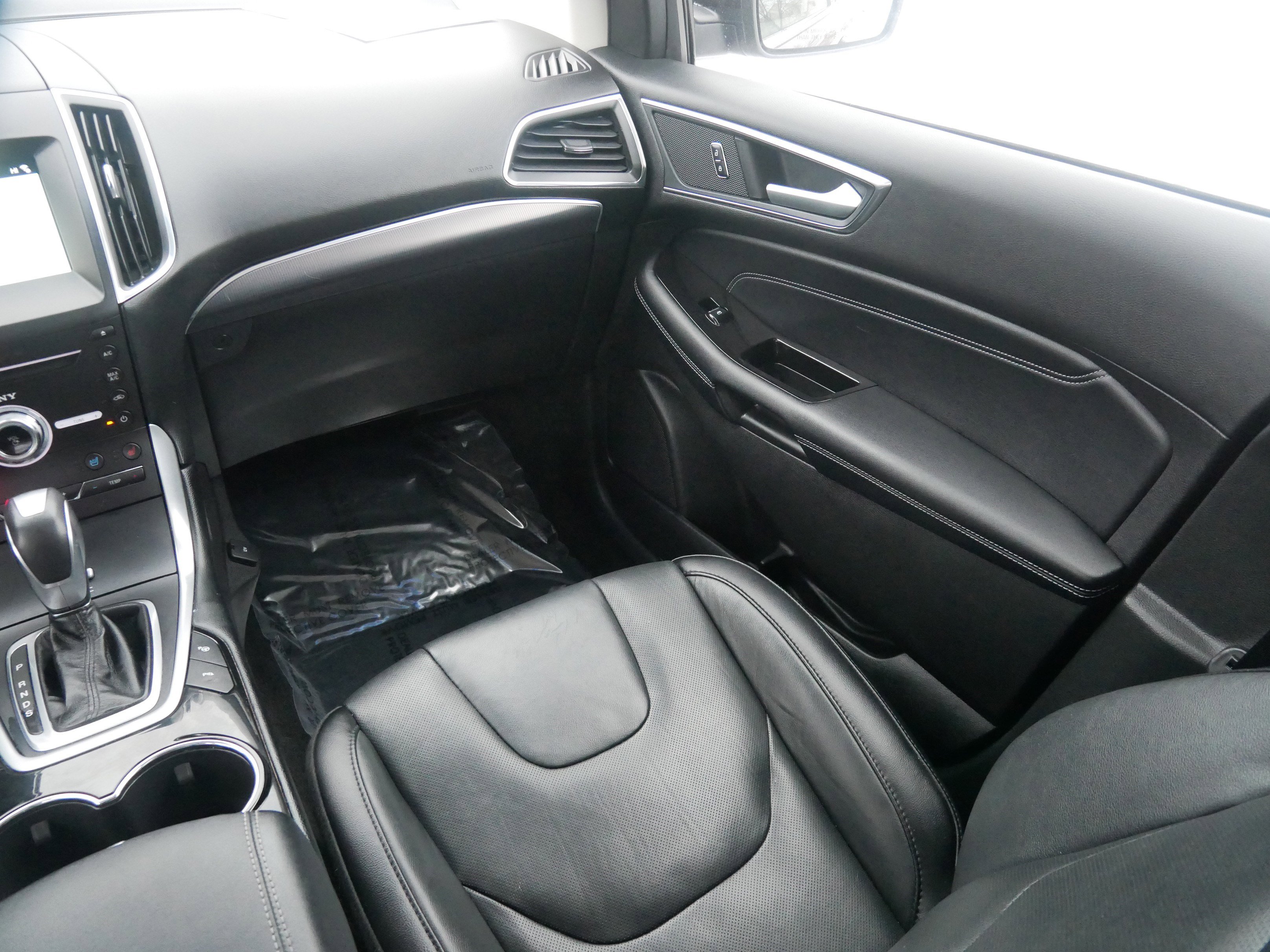 Used 2017 Ford Edge Titanium w/ Equipment Group 302A image 11