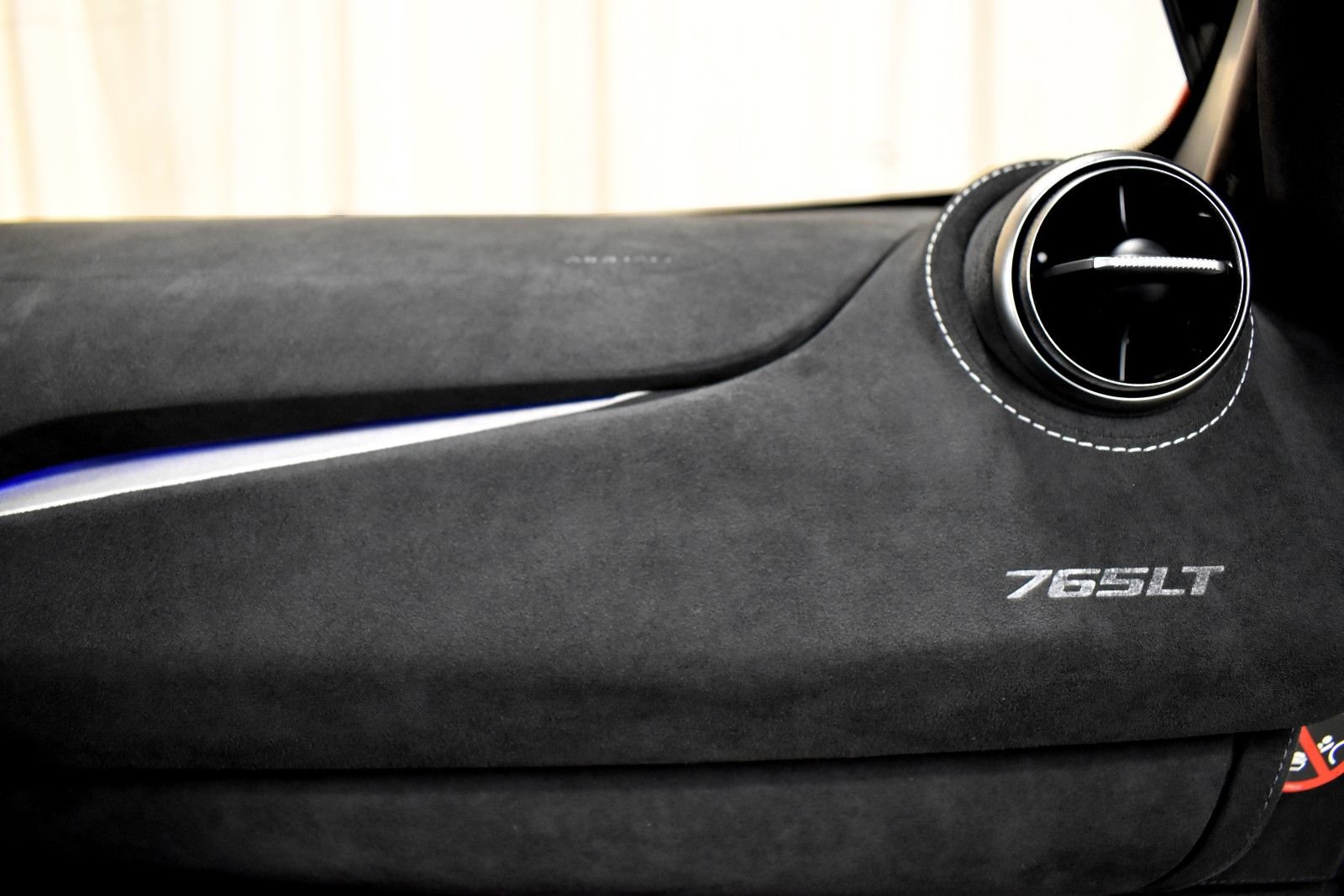 Used 2021 McLaren 765LT RWD image 27