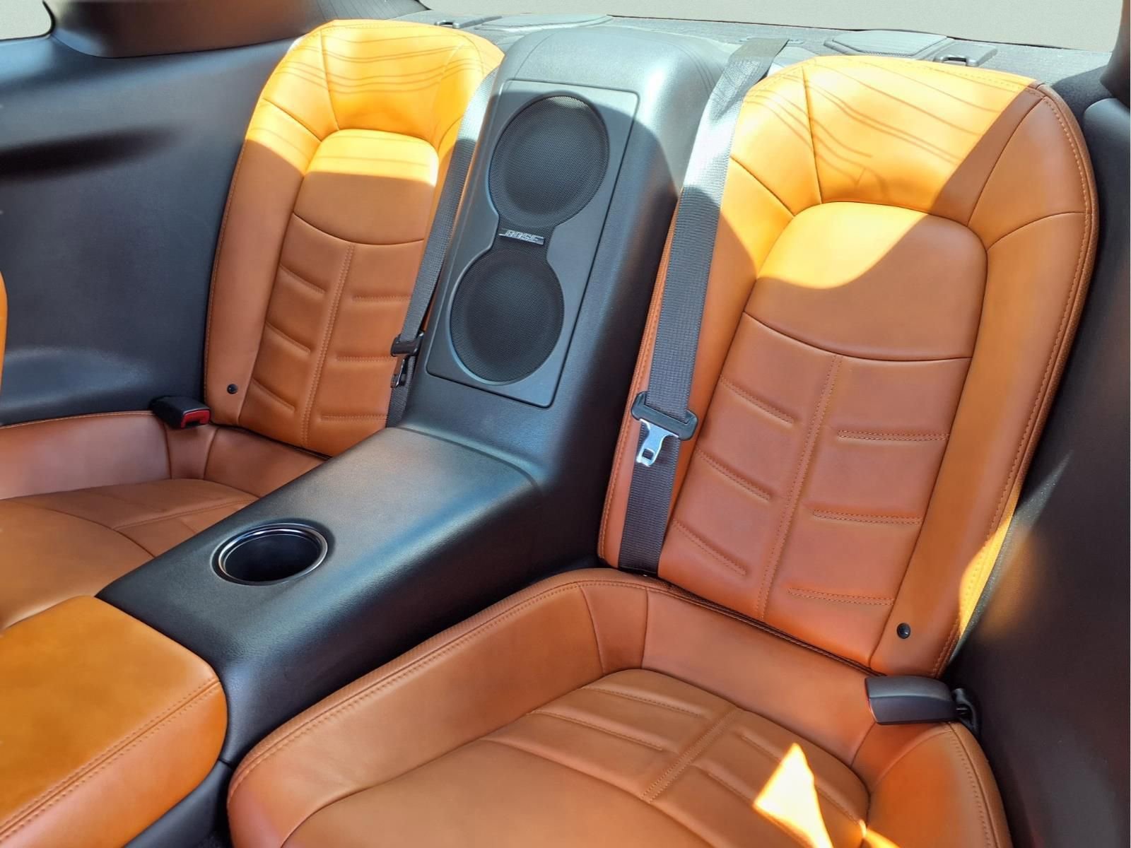 Used 2018 Nissan GT-R Premium w/ Premium Interior Package image 17