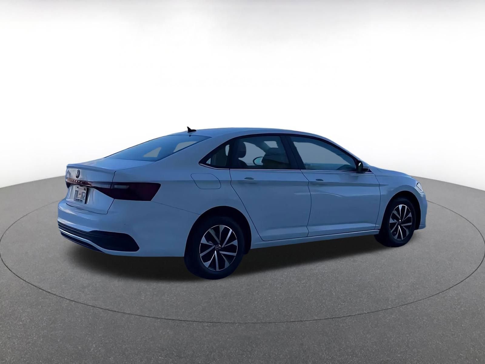 Used 2025 Volkswagen Jetta S image 14