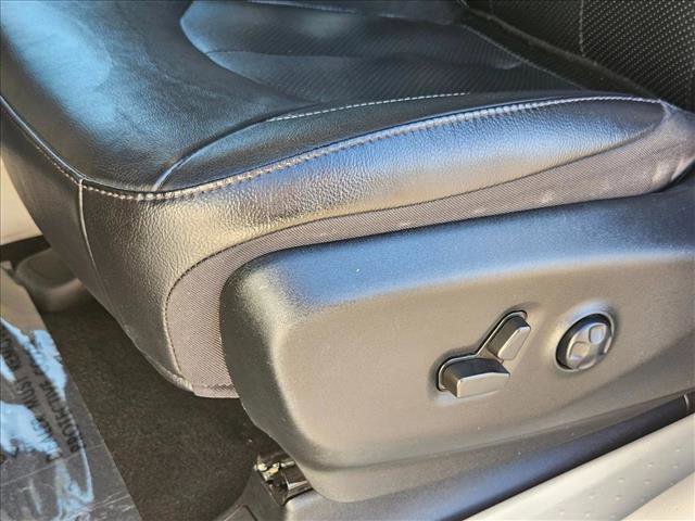 Used 2022 Chrysler Pacifica Touring-L image 22