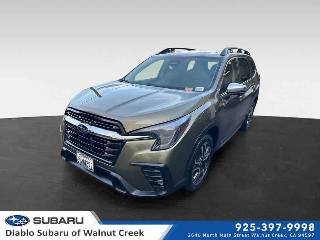 Certified 2023 Subaru Ascent Limited w/ Technology Package AWD/4WD image 1