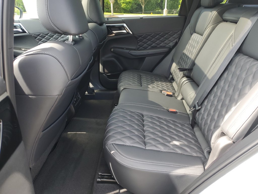 New 2026 Nissan Rogue Platinum AWD/4WD image 12