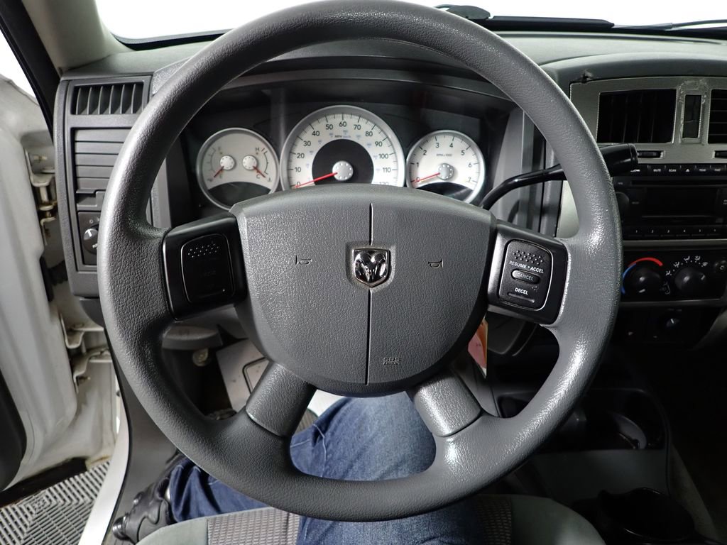 Used 2007 Dodge Dakota SLT image 16