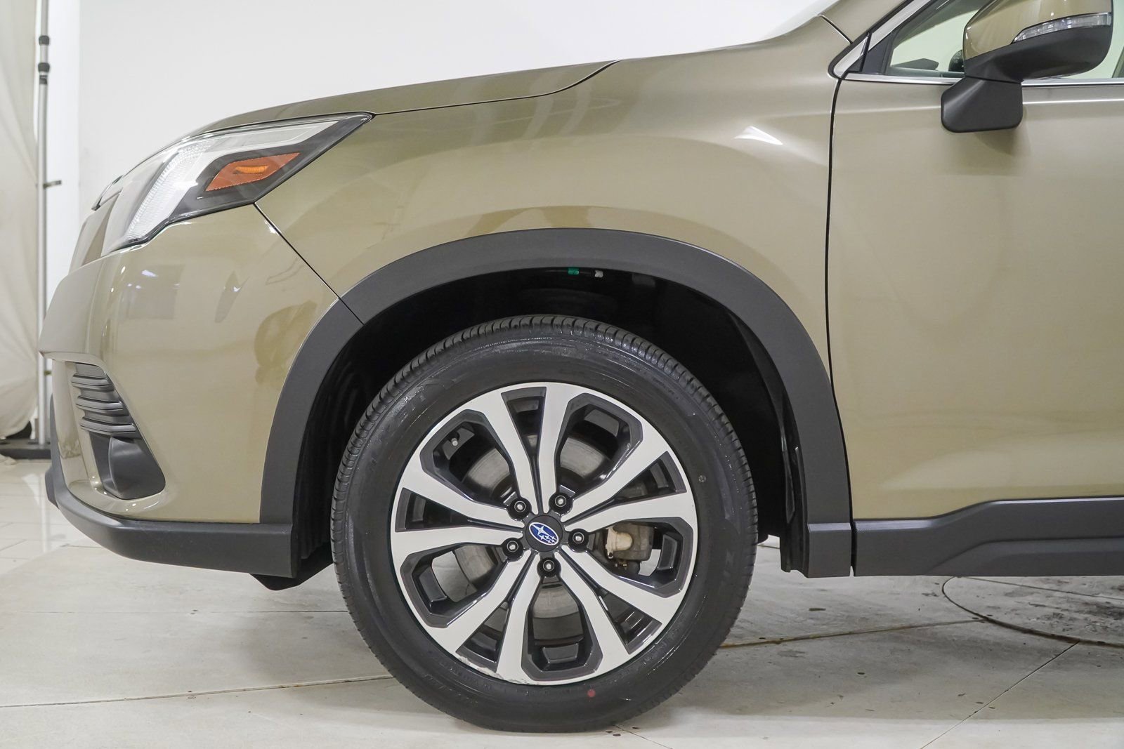Used 2023 Subaru Forester Limited AWD/4WD image 19