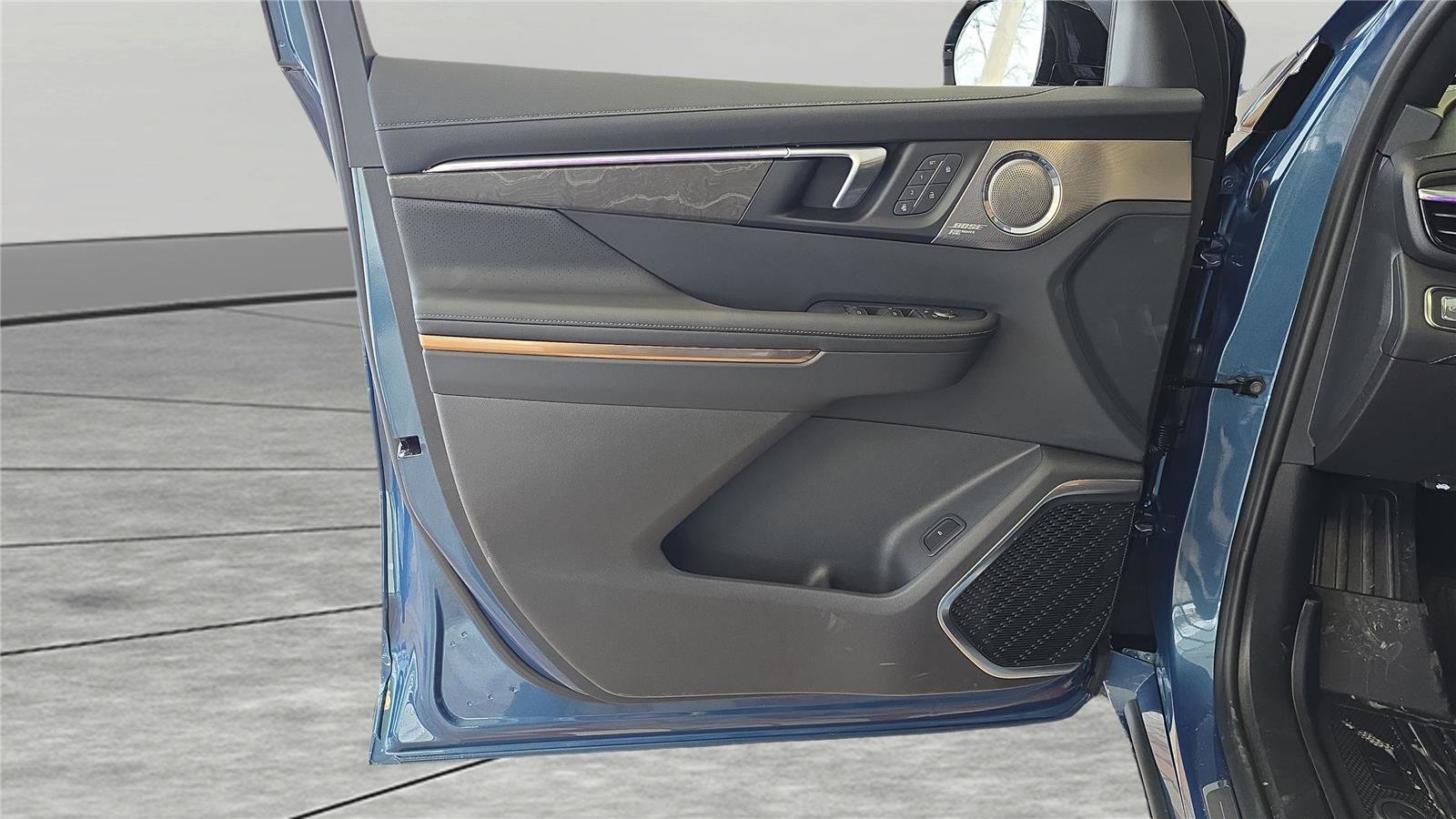 New 2026 Buick Enclave Avenir w/ Super Cruise Package image 27