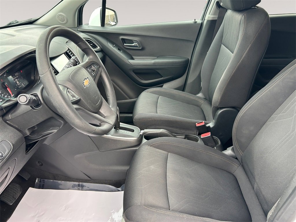 Used 2017 Chevrolet Trax LT image 9