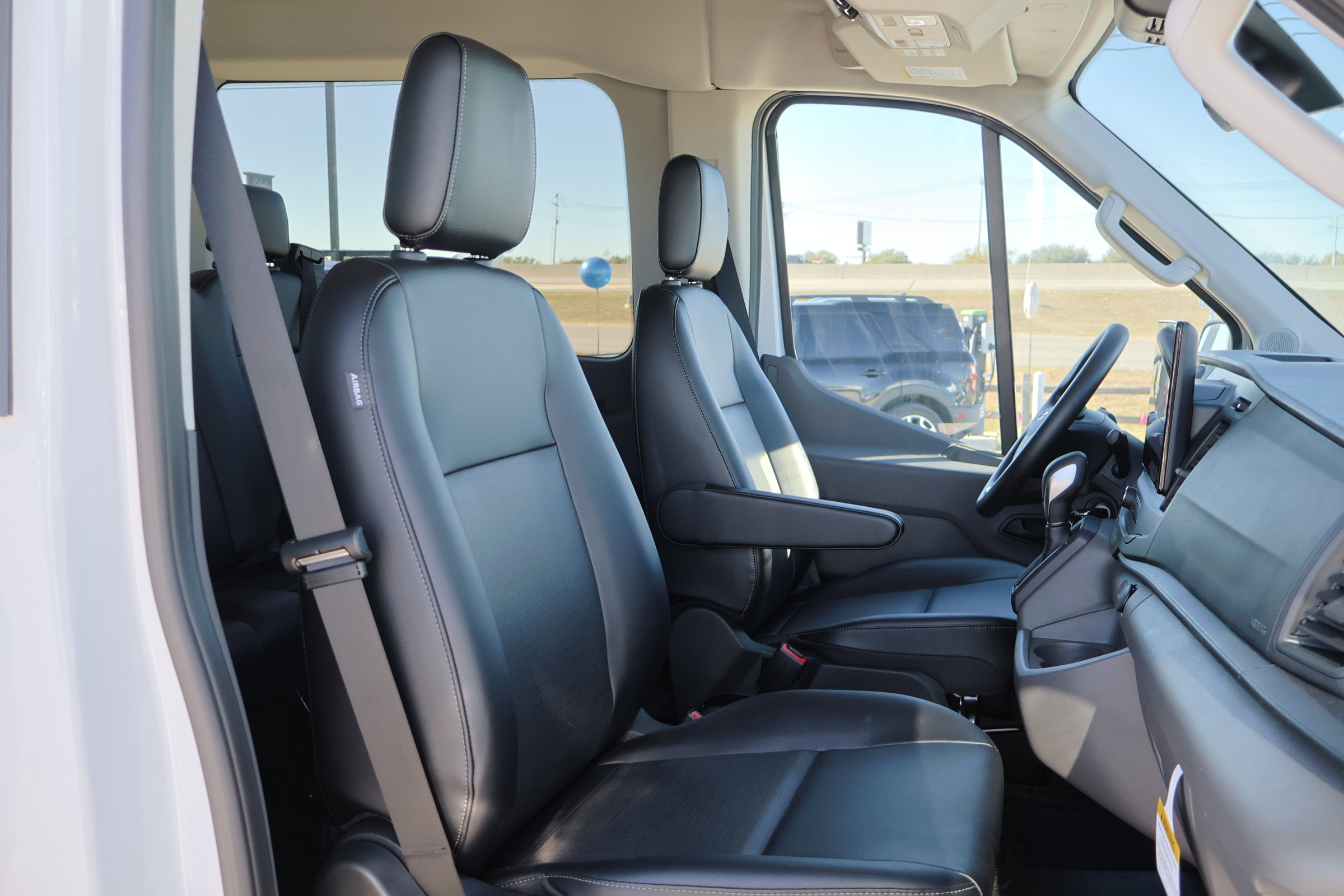 Certified 2024 Ford Transit 350 XL image 34