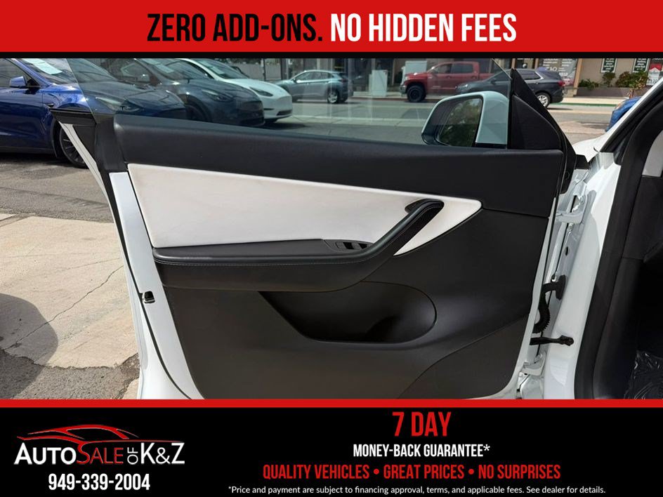 Used 2021 Tesla Model Y Long Range AWD/4WD image 25