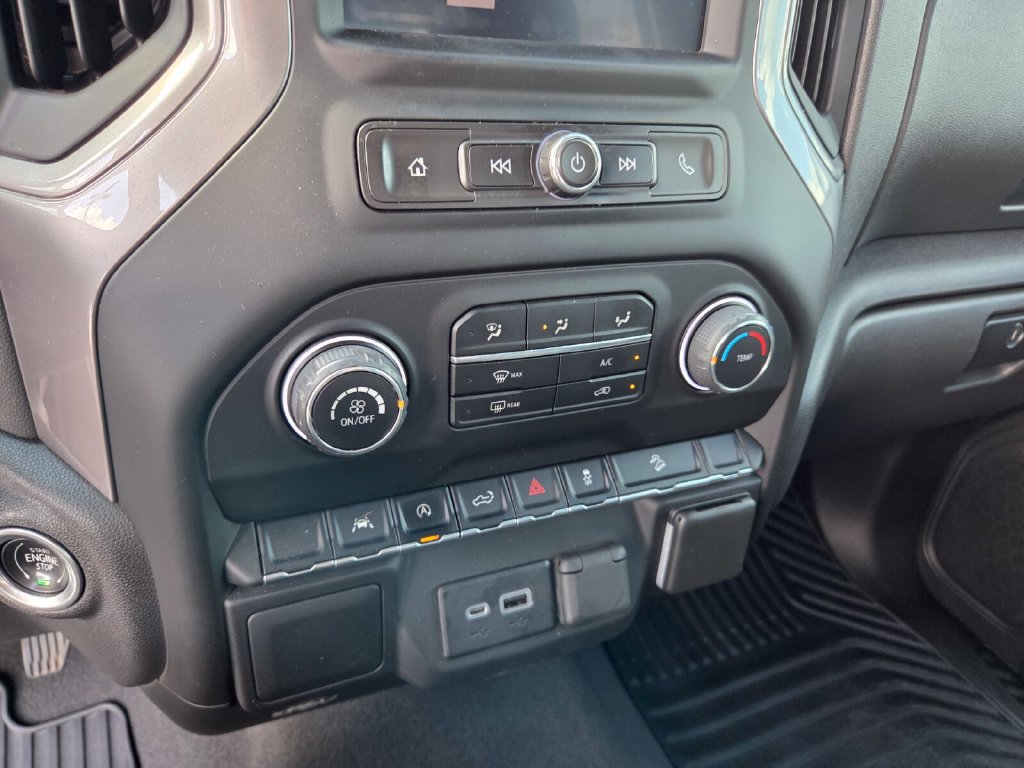 Used 2022 Chevrolet Silverado 1500 Custom Trail Boss w/ LPO, Dark Essentials Package AWD/4WD image 26