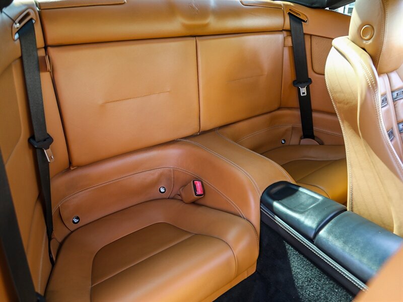Used 2010 Ferrari California RWD image 31