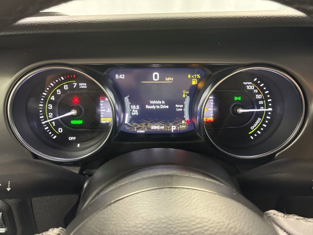 Used 2023 Jeep Wrangler Unlimited image 15