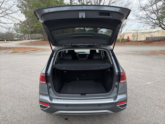 Used 2022 Volkswagen Taos SE image 23