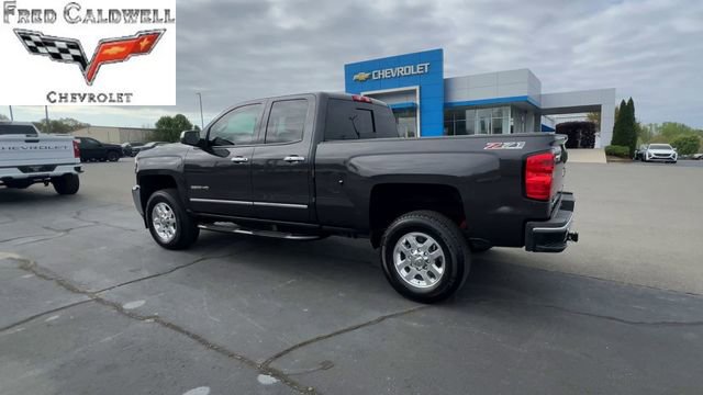 Used 2015 Chevrolet Silverado 2500 LTZ image 6