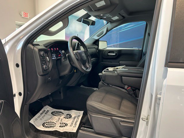 Used 2019 Chevrolet Silverado 1500 Custom Trail Boss w/ Custom Convenience Package AWD/4WD image 9