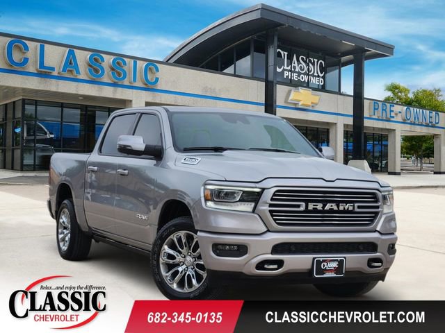 Used 2024 RAM 1500 Laramie AWD/4WD image 1